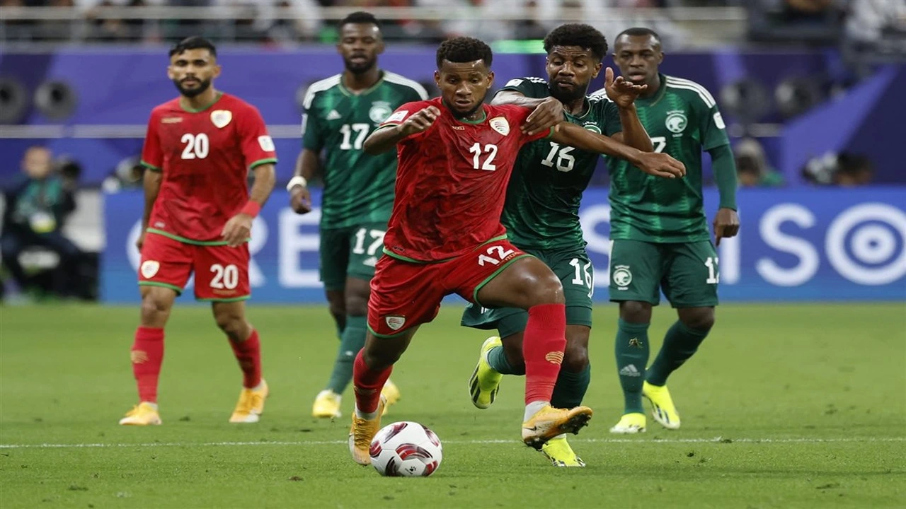 مواجهة نارية مرتقبة.. موعد مباراة منتخب السعودية ضد المنتخب العمانى في كأس العرب 2025 وخطوات حجز التذاكر